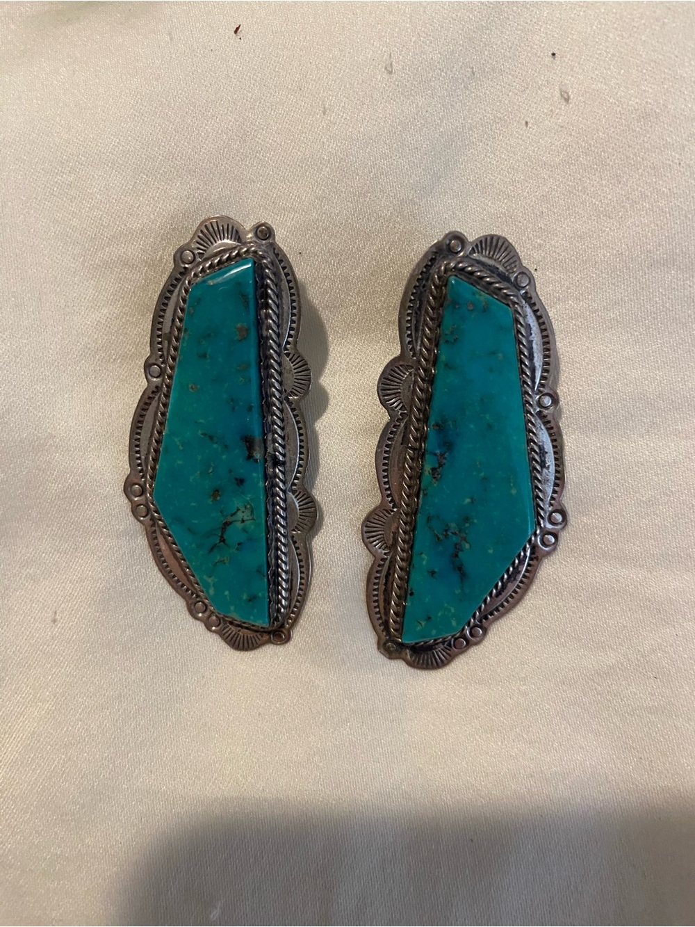 Vintage Zuni Turquoise earrings